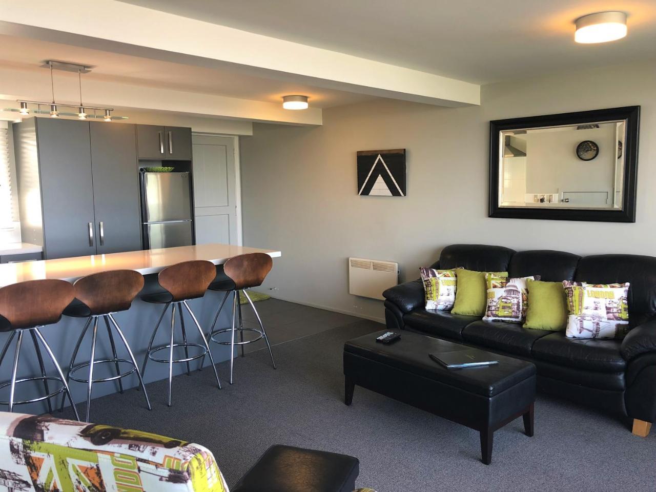 Getaway At The Lake. Taupo Bagian luar foto
